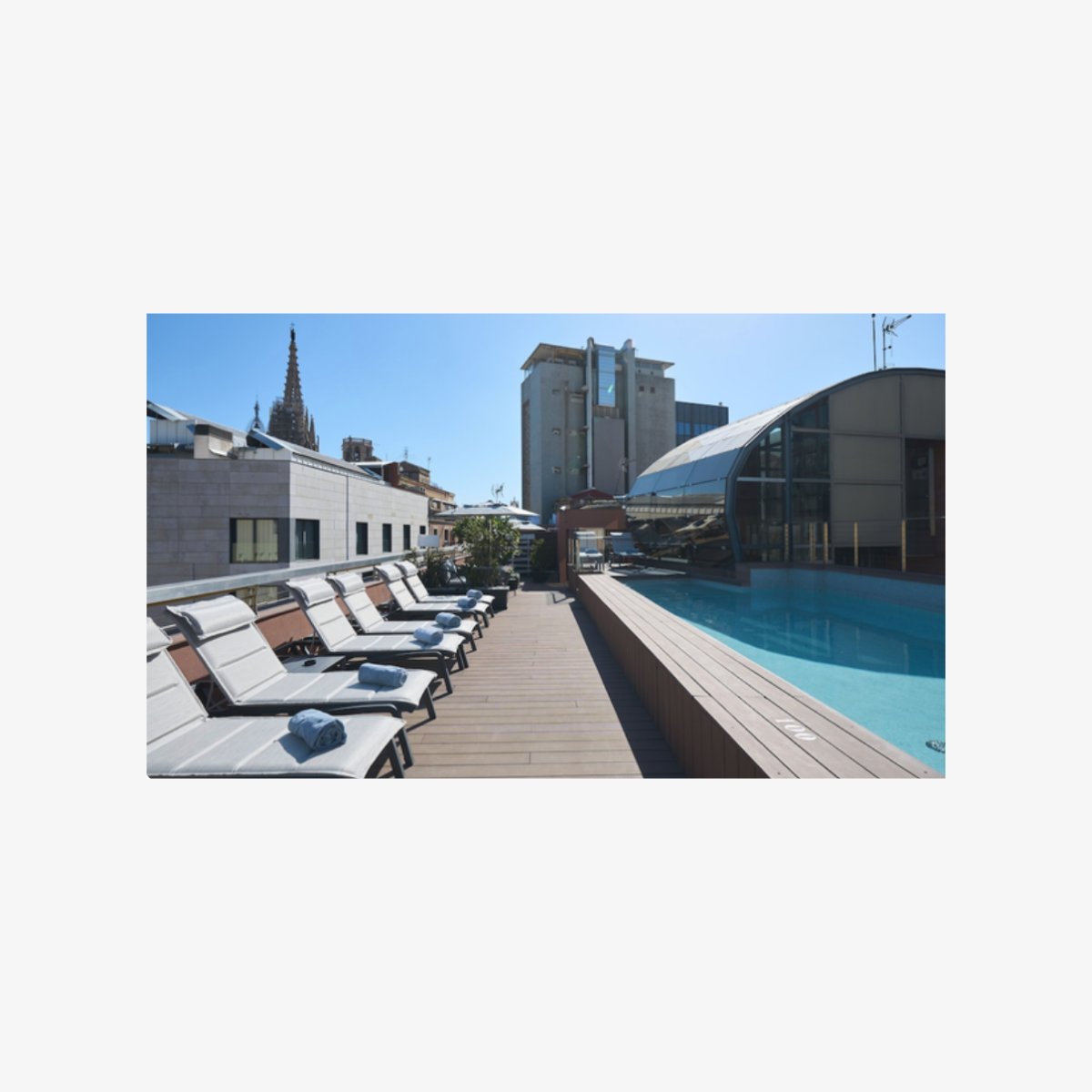 two-nights-for-2-people-catalonia-catedral-1.png-1